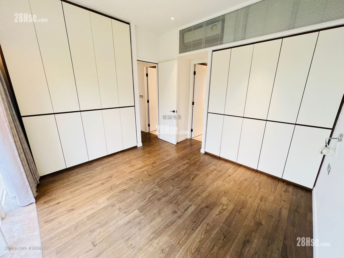 Avignon Rental 4 Bedrooms , 3 Bathrooms 1,201 ft²