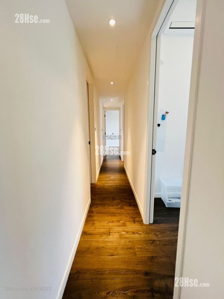 Avignon Rental 4 Bedrooms , 3 Bathrooms 1,201 ft²