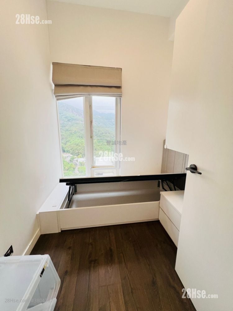 Avignon Rental 4 Bedrooms , 3 Bathrooms 1,201 ft²