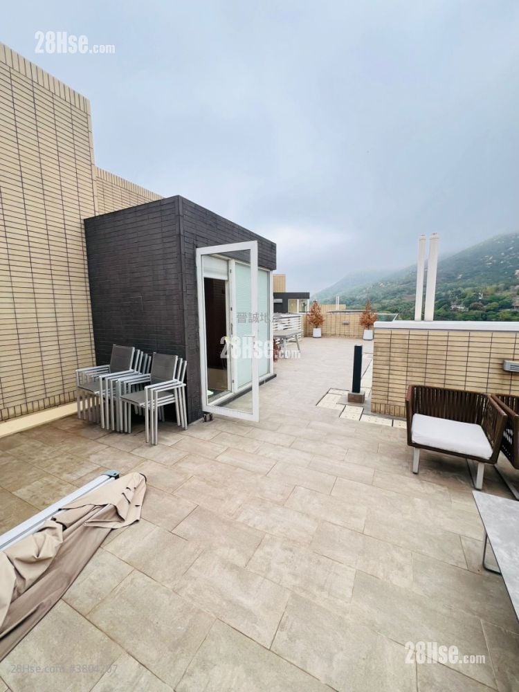 Avignon Rental 4 Bedrooms , 3 Bathrooms 1,201 ft²