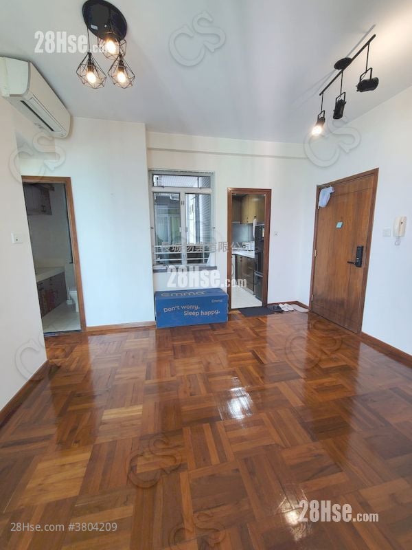 御皇台 租盘 2 房 , 1 浴室 400 平方尺