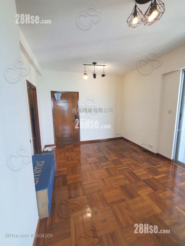 御皇台 租盘 2 房 , 1 浴室 400 平方尺