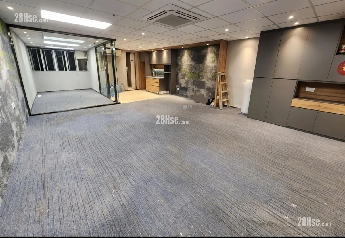 International Plaza Rental