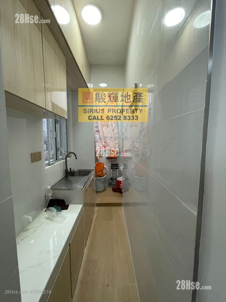 时兴大厦 租盘 333 平方尺