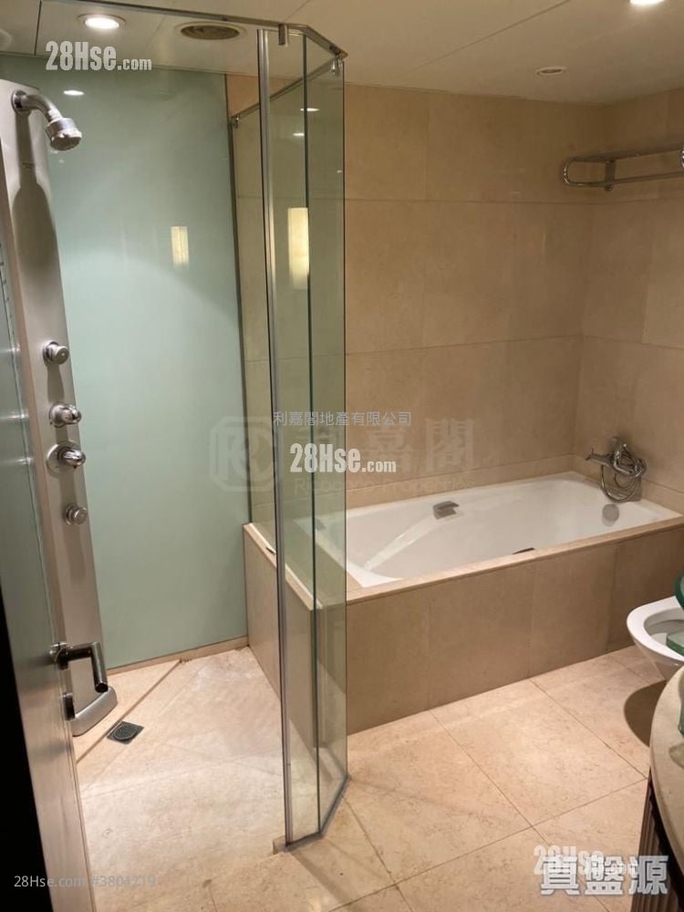 The Harbourside Sell 3 Bedrooms , 2 Bathrooms 1,049 ft²