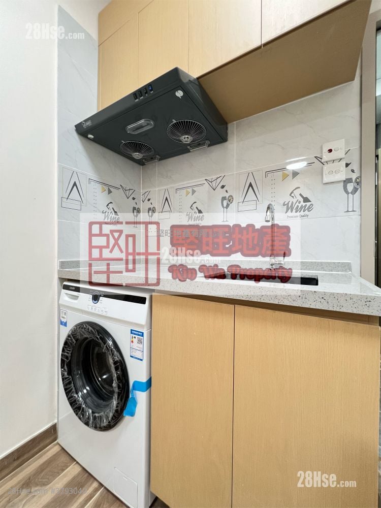 Apartment Rental Studio , 1 Bathroom 220 ft²