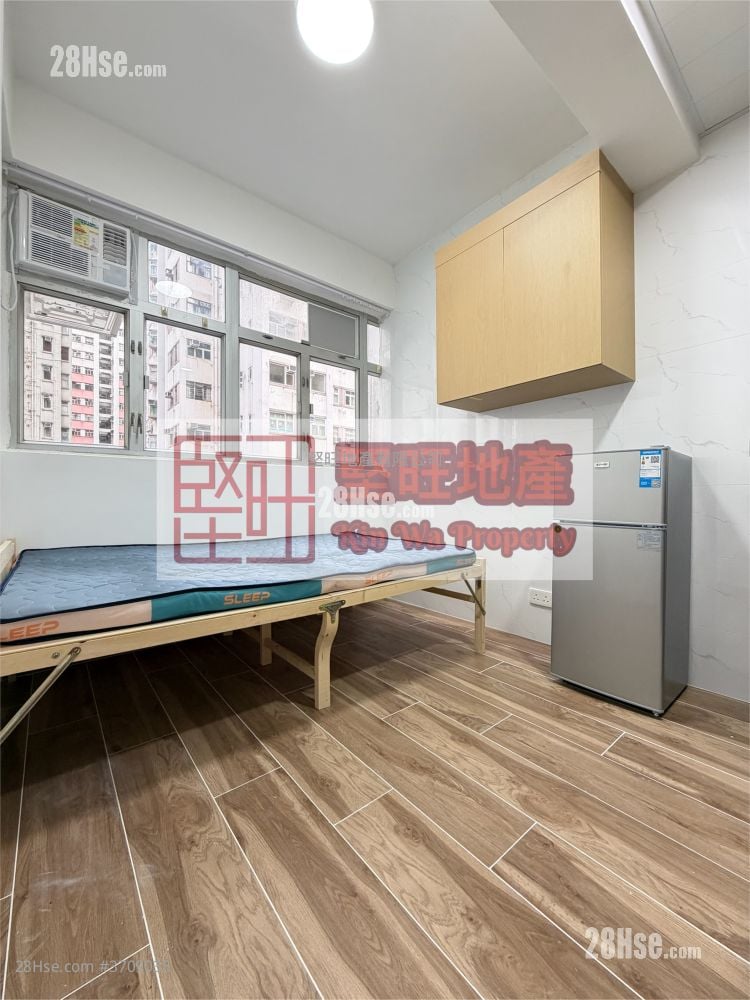 Apartment Rental Studio , 1 Bathroom 140 ft²