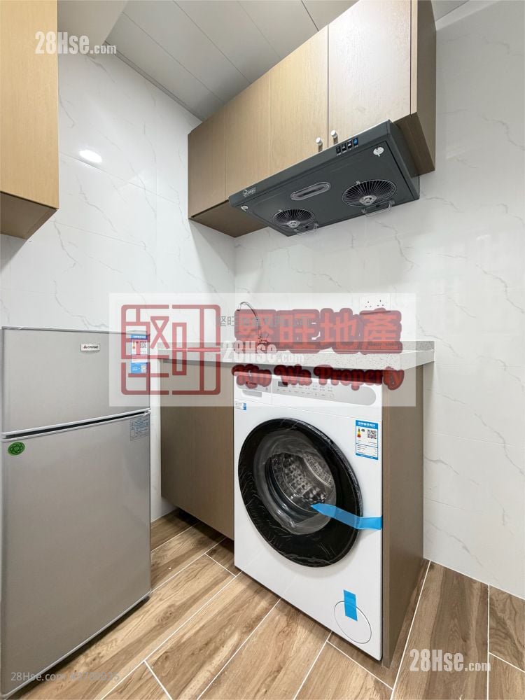 Apartment Rental Studio , 1 Bathroom 140 ft²