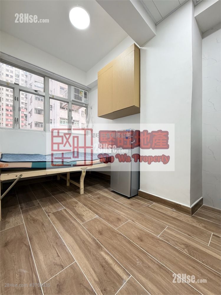 Apartment Rental Studio , 1 Bathroom 140 ft²