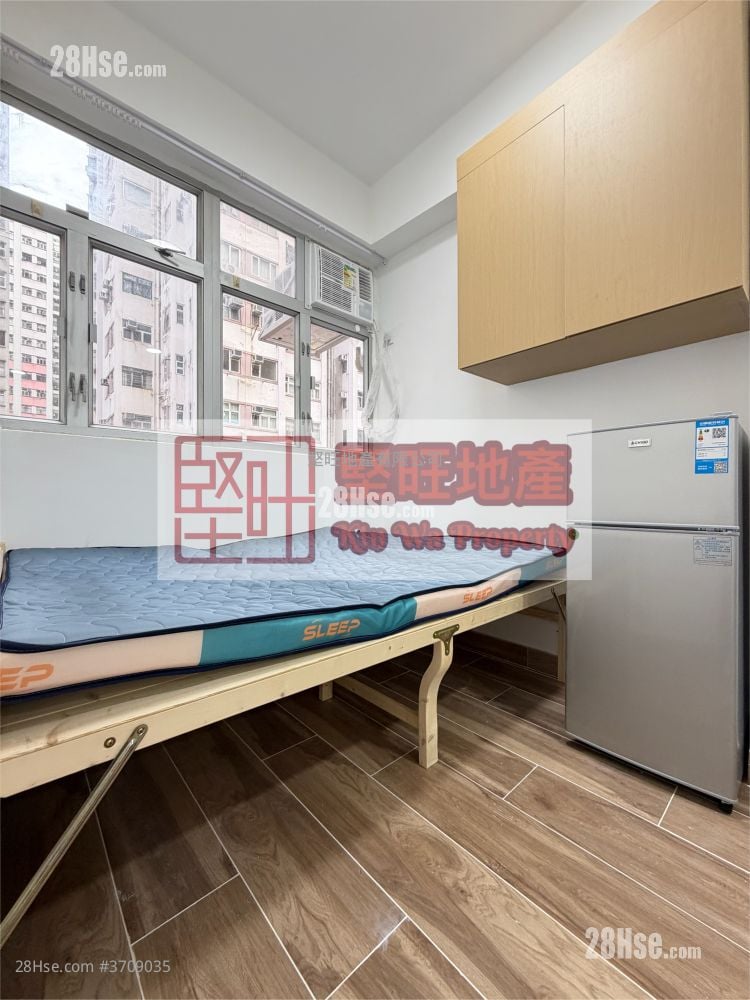 Apartment Rental Studio , 1 Bathroom 140 ft²