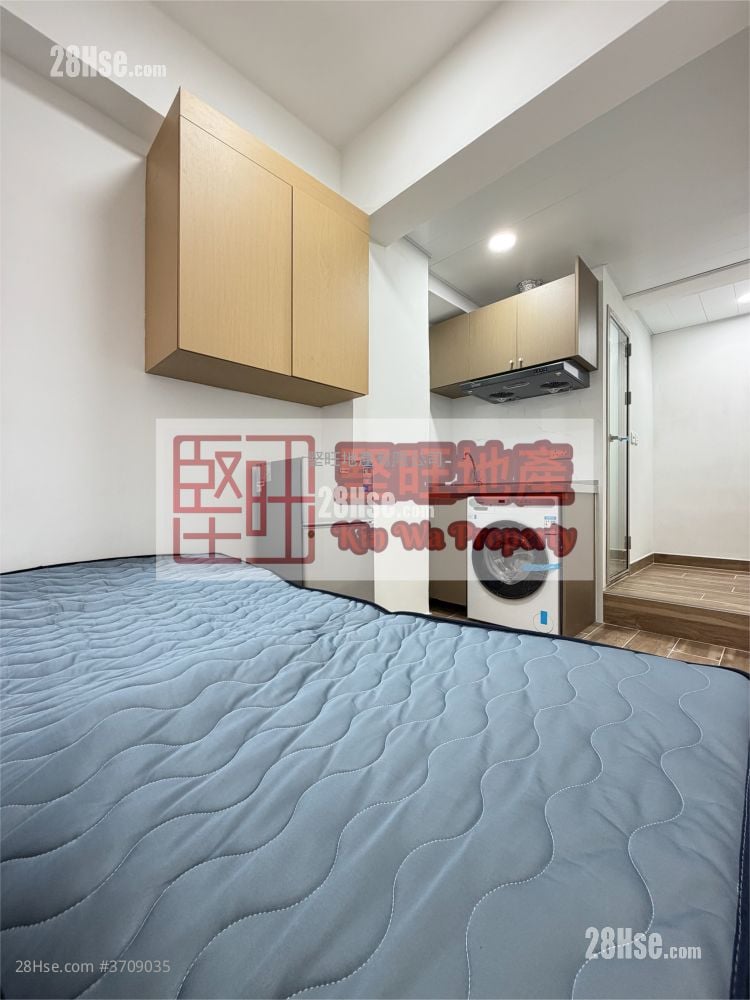 Apartment Rental Studio , 1 Bathroom 140 ft²