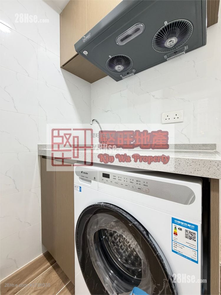 Apartment Rental Studio , 1 Bathroom 140 ft²