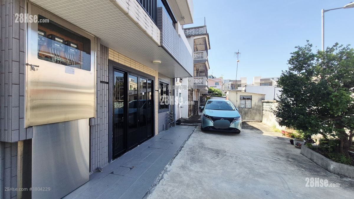 Village Rental 2 Bedrooms , 1 Bathroom 650 ft²