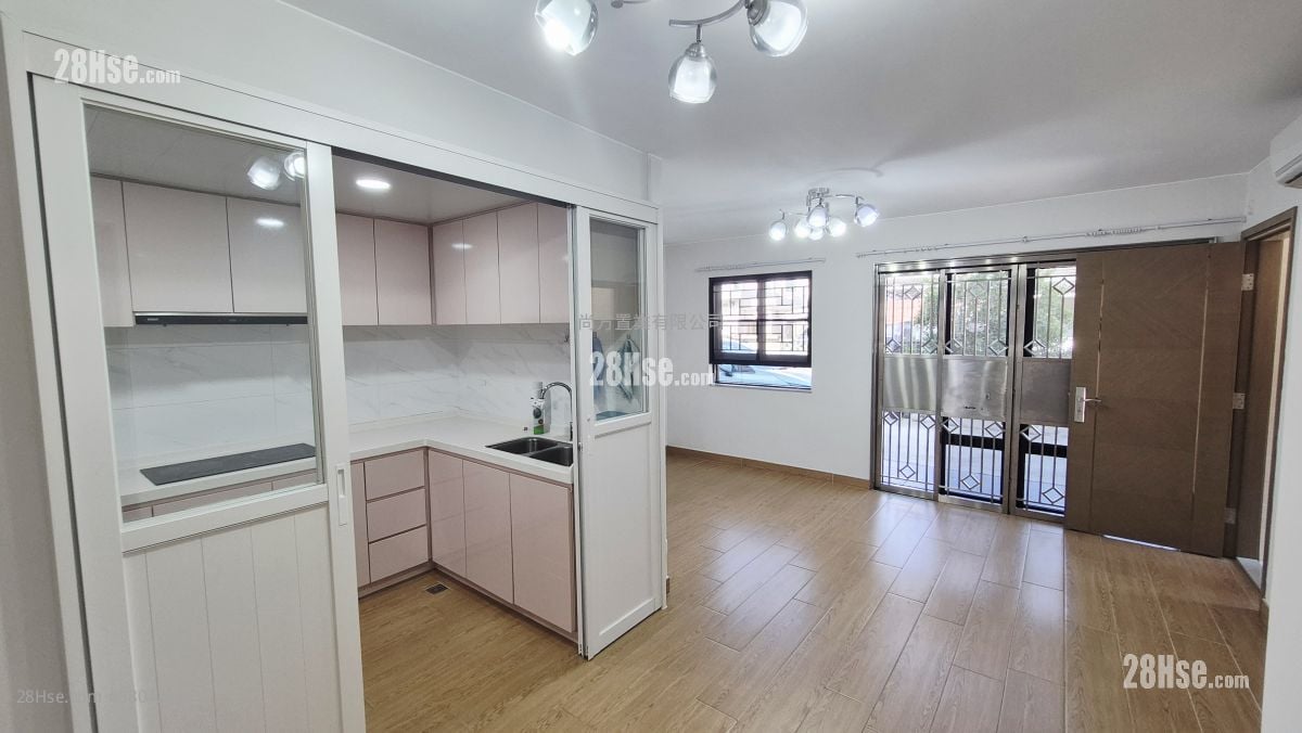 Village Rental 2 Bedrooms , 1 Bathroom 650 ft²