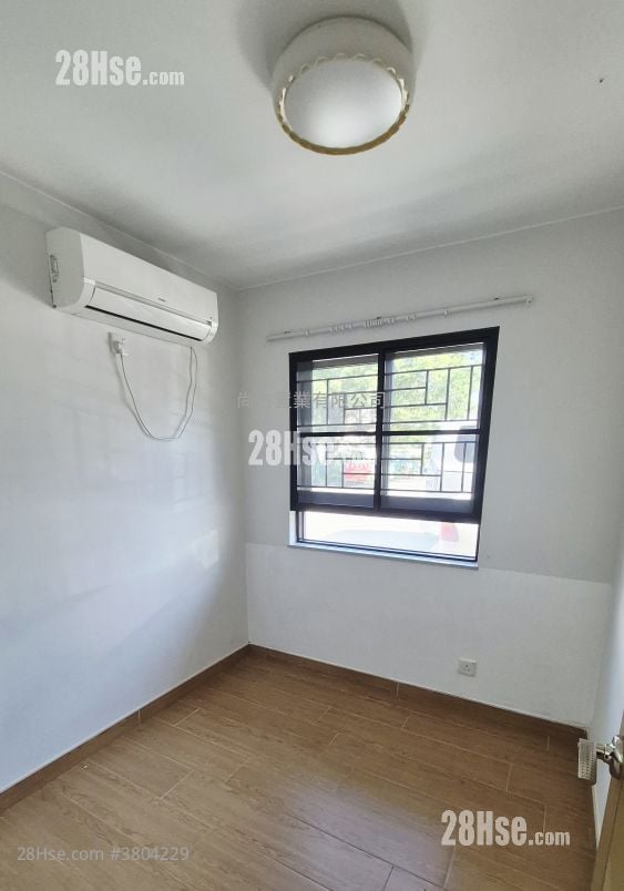 Village Rental 2 Bedrooms , 1 Bathroom 650 ft²