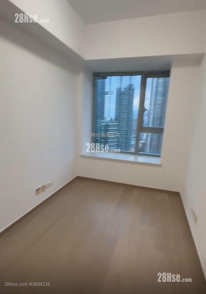 君临天下 租盘 3 房 , 3 浴室 1,068 平方尺