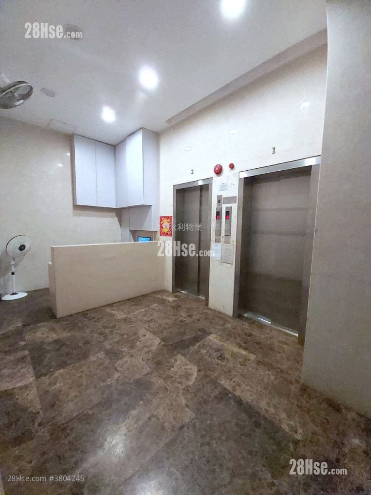 Tsuen Wan Industrial Building Rental 43 ft²