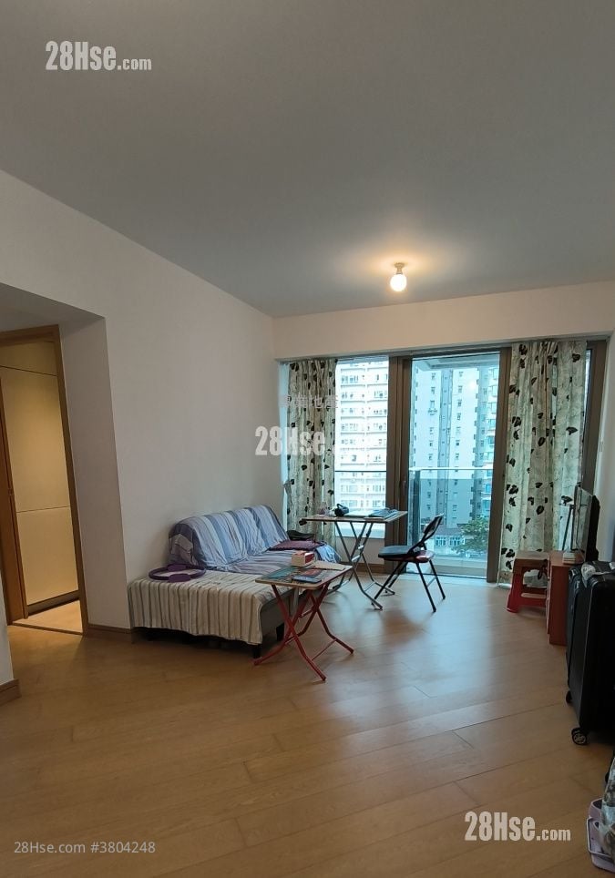 Macpherson Place Sell 2 Bedrooms , 1 Bathroom 555 ft²