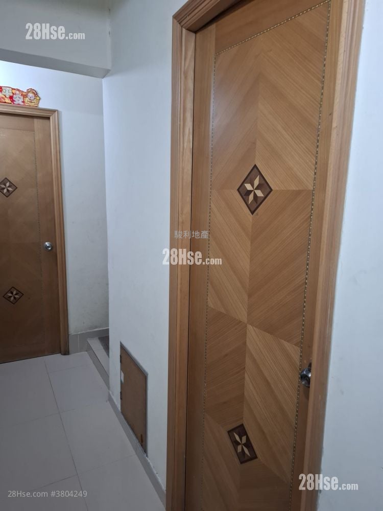 Tung Lo Court Rental 1 Bedroom , 1 Bathroom 150 ft²