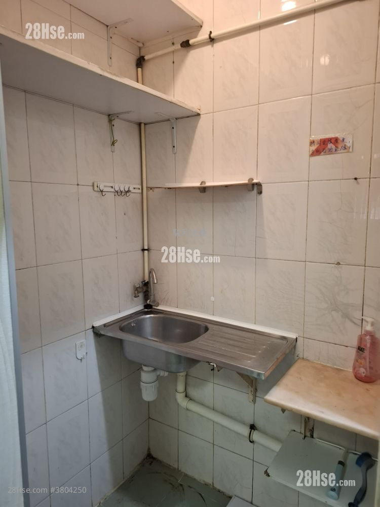 Tung Lo Court Rental 1 Bedroom , 1 Bathroom 200 ft²