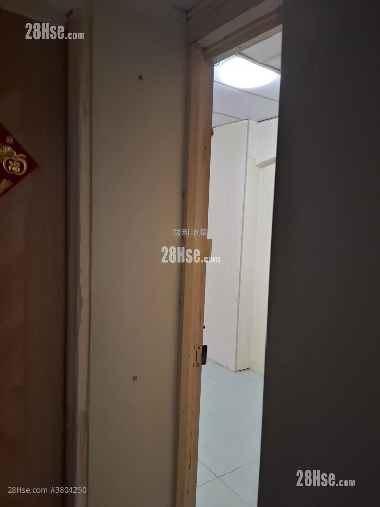 Tung Lo Court Rental 1 Bedroom , 1 Bathroom 200 ft²