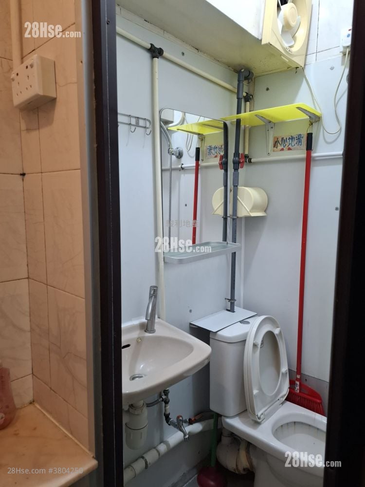 Tung Lo Court Rental 1 Bedroom , 1 Bathroom 200 ft²