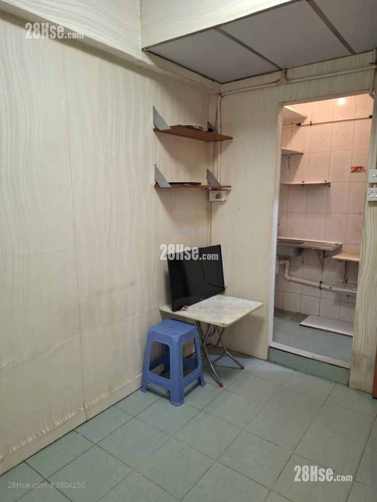 Tung Lo Court Rental 1 Bedroom , 1 Bathroom 200 ft²