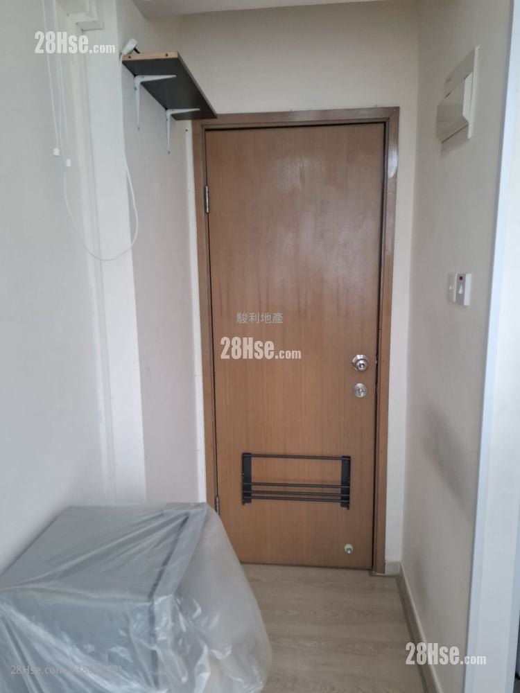Tung Lo Court Rental 1 Bedroom , 1 Bathroom 150 ft²