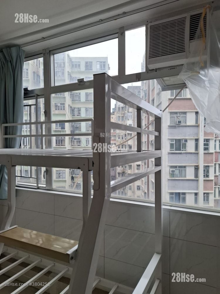 Tung Lo Court Rental 1 Bedroom , 1 Bathroom 150 ft²