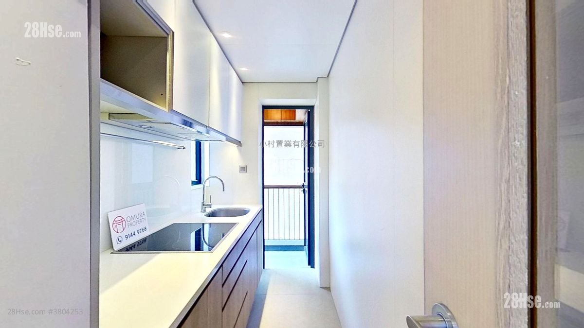 厨房: Tagus Residences 租盘 2 房 , 1 浴室 458 平方尺