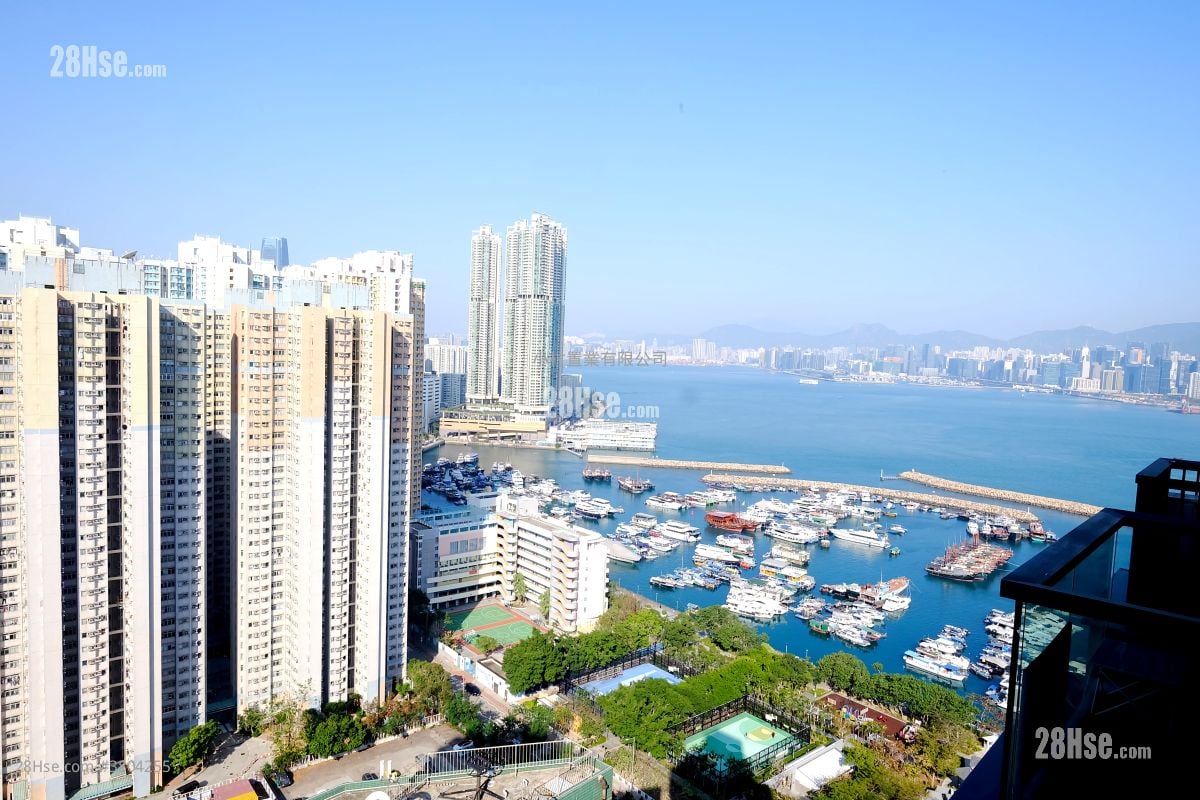 View: East 17 Rental 2 Bedrooms , 1 Bathroom 445 ft²