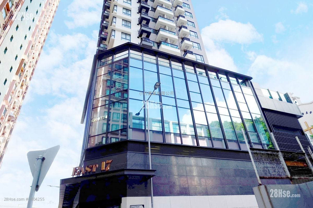 building outlook: East 17 Rental 2 Bedrooms , 1 Bathroom 445 ft²