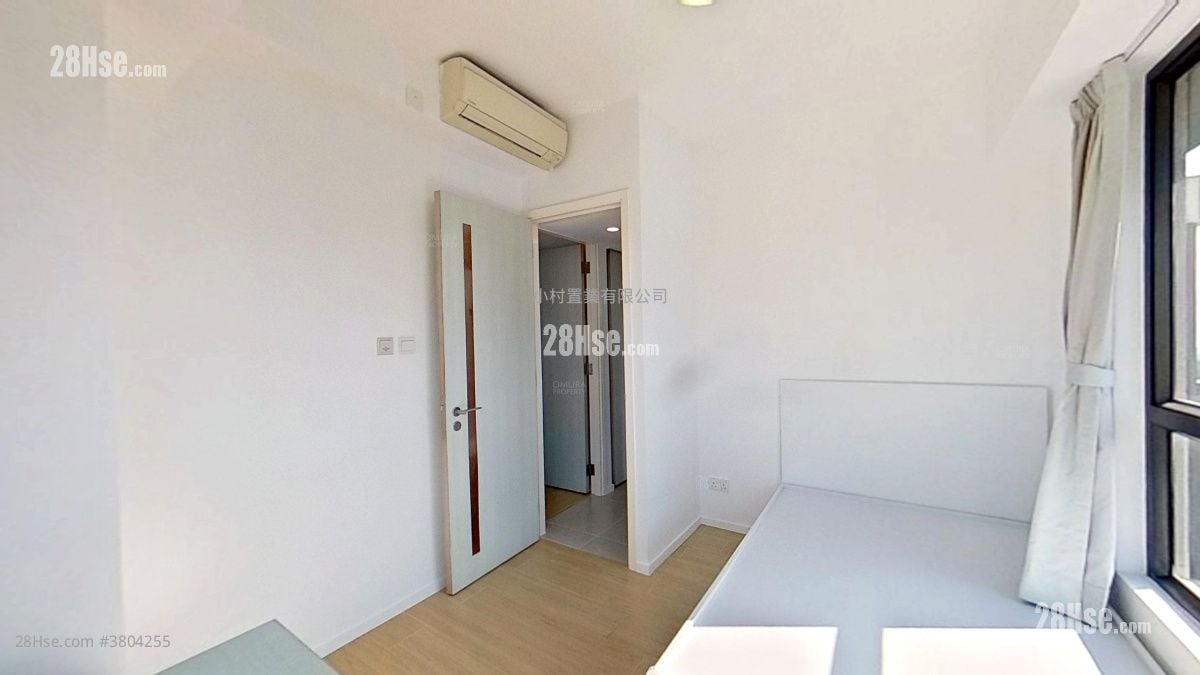 master room: East 17 Rental 2 Bedrooms , 1 Bathroom 445 ft²