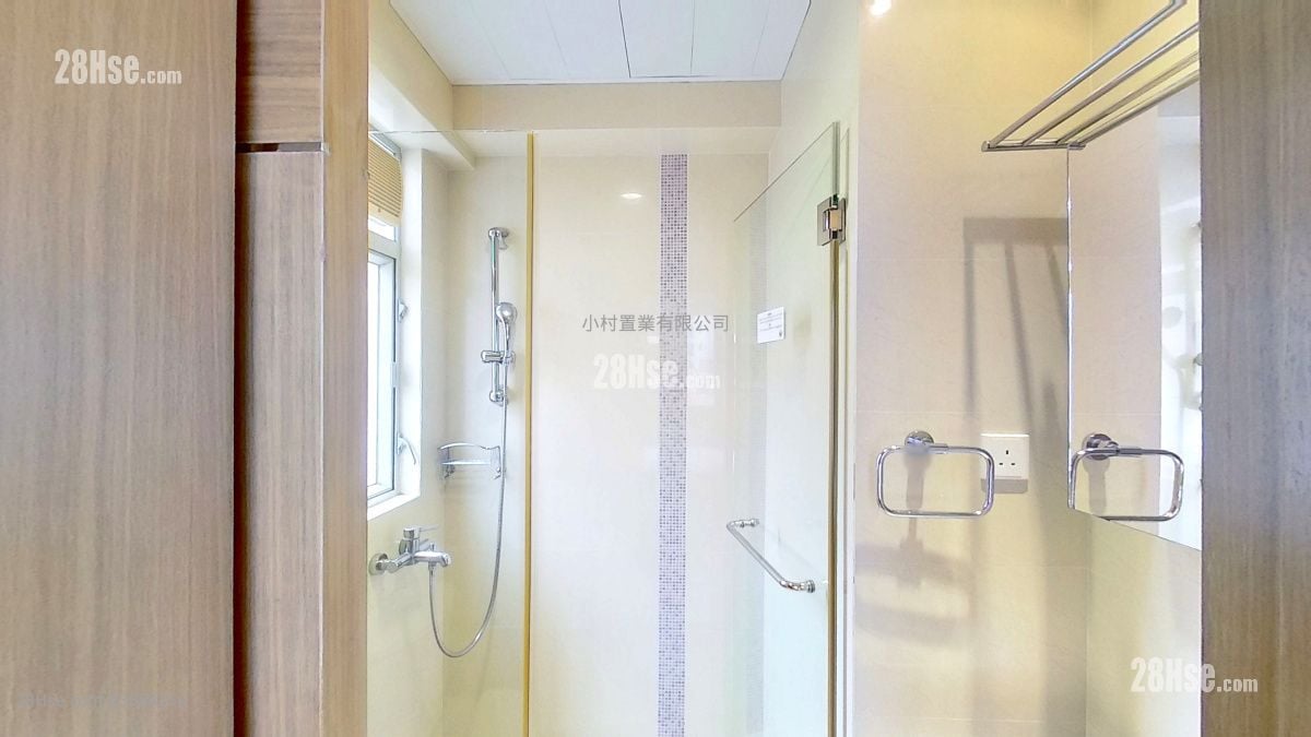 浴室: 御珍阁 租盘 1 房 , 1 浴室 341 平方尺