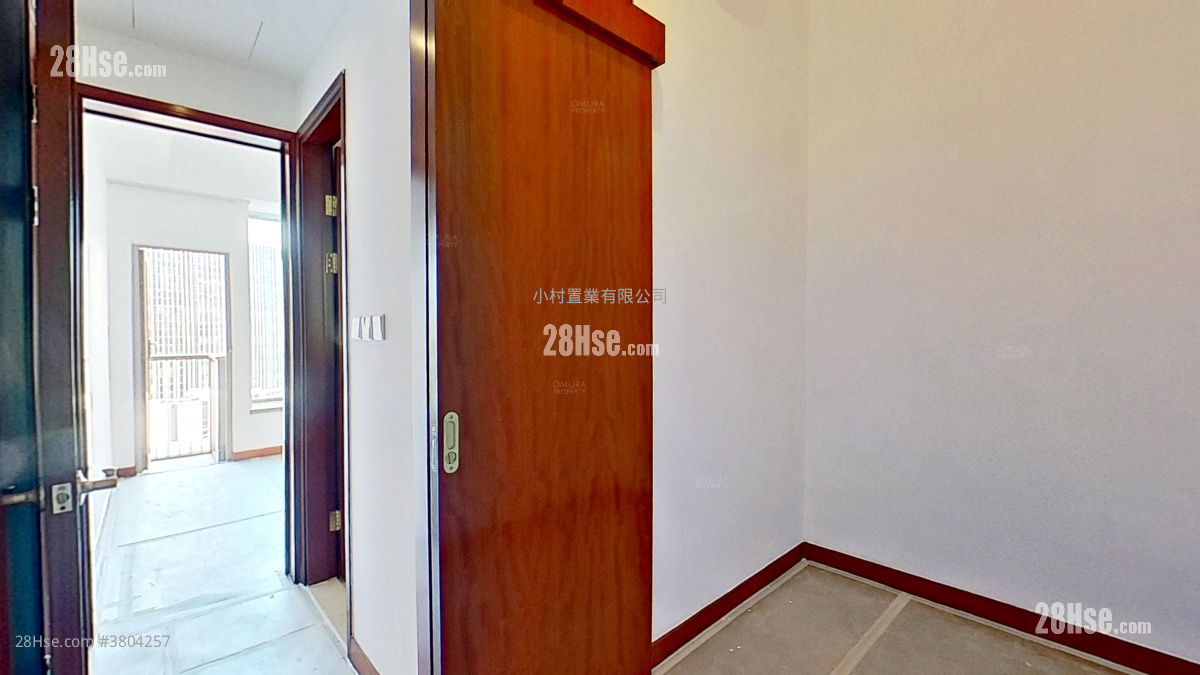 bedroom 2: The Avenue Rental 2 Bedrooms , 1 Bathroom 519 ft²