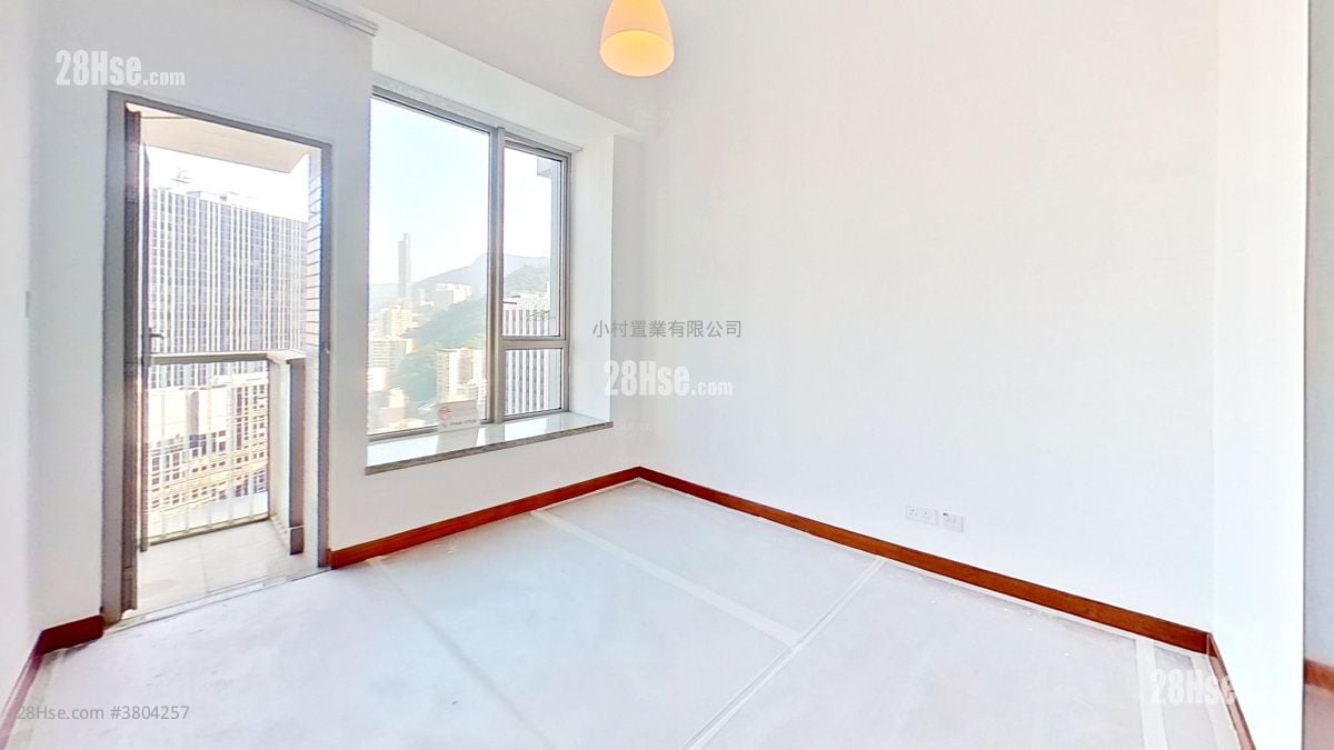 master room: The Avenue Rental 2 Bedrooms , 1 Bathroom 519 ft²