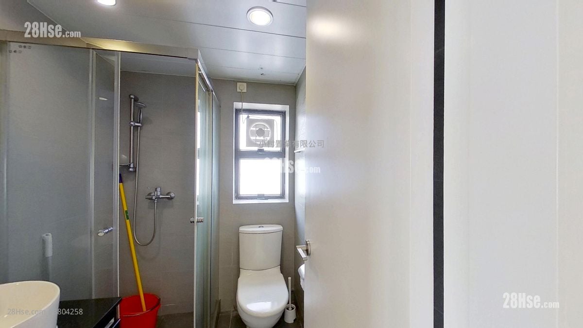 浴室: 名仕阁 租盘 开放式间隔 , 1 浴室 315 平方尺