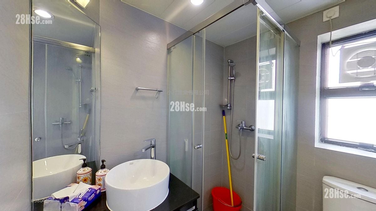 浴室: 名仕阁 租盘 开放式间隔 , 1 浴室 315 平方尺