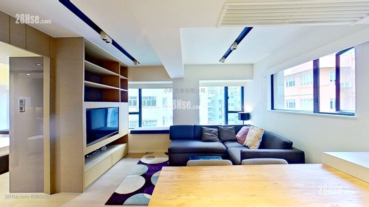 living room: 15 St. Francis Street Rental 1 Bedroom , 1 Bathroom 386 ft²