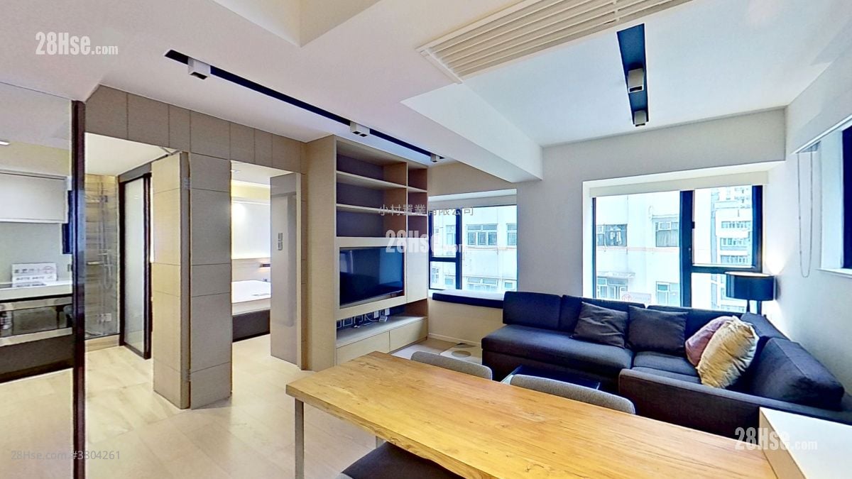 living room: 15 St. Francis Street Rental 1 Bedroom , 1 Bathroom 386 ft²