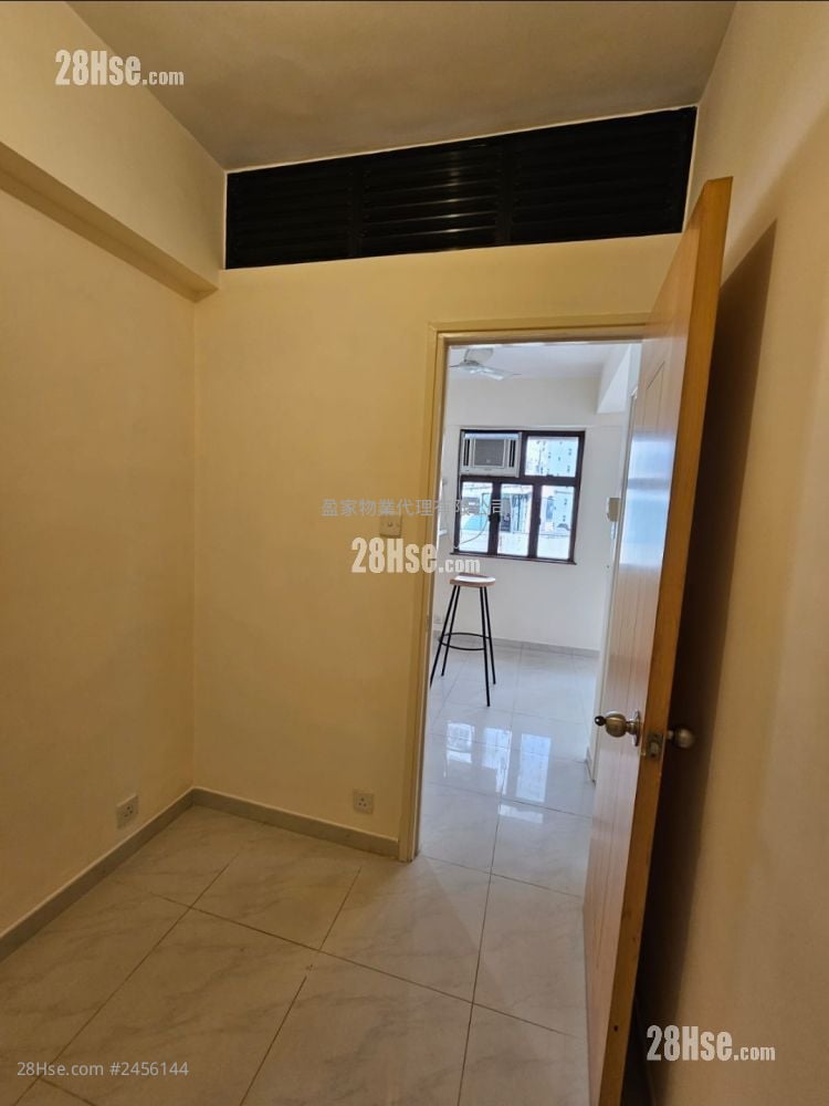 45 Staunton Street Rental 2 Bedrooms , 1 Bathroom 344 ft²