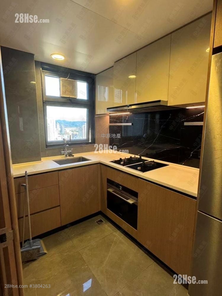 朗城滙 售盘 3 房 736 平方尺