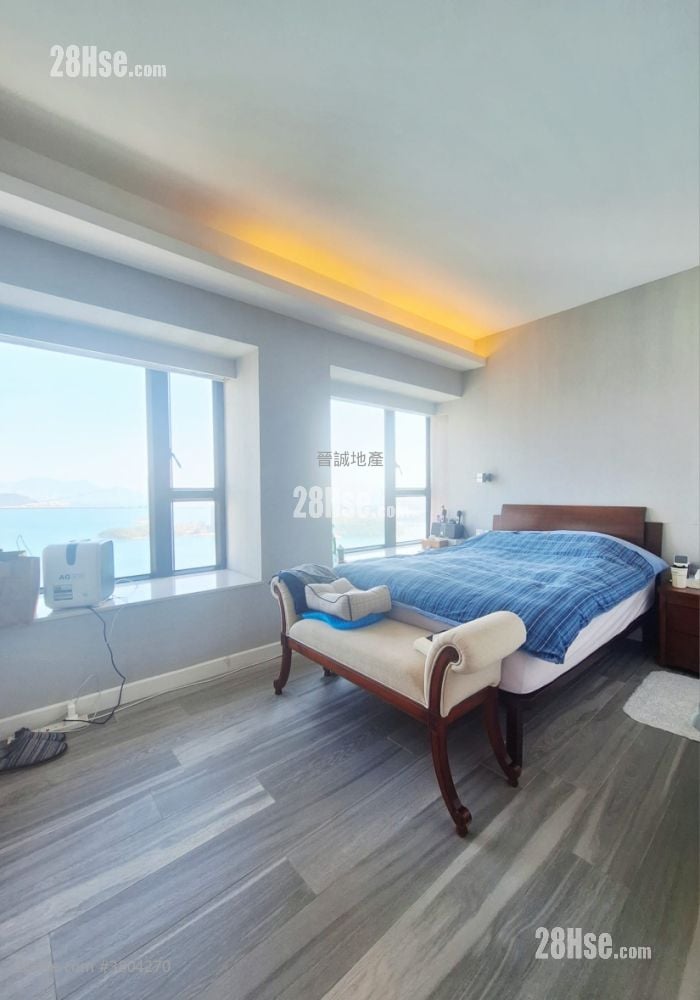 Anglers' Bay Sell 1,160 ft²