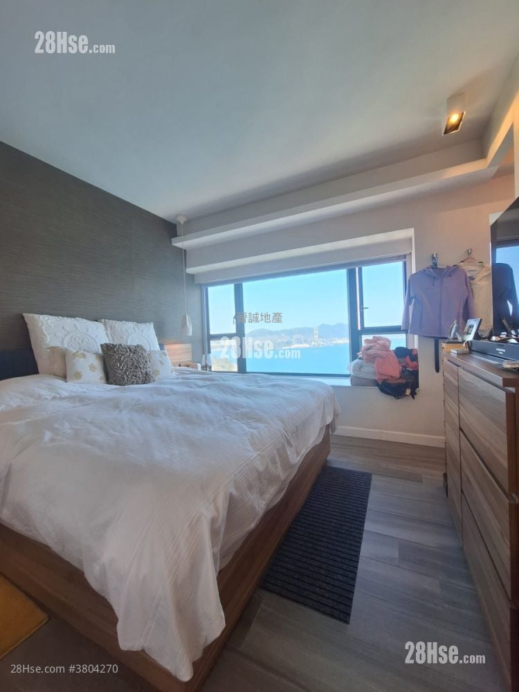 Anglers' Bay Sell 1,160 ft²