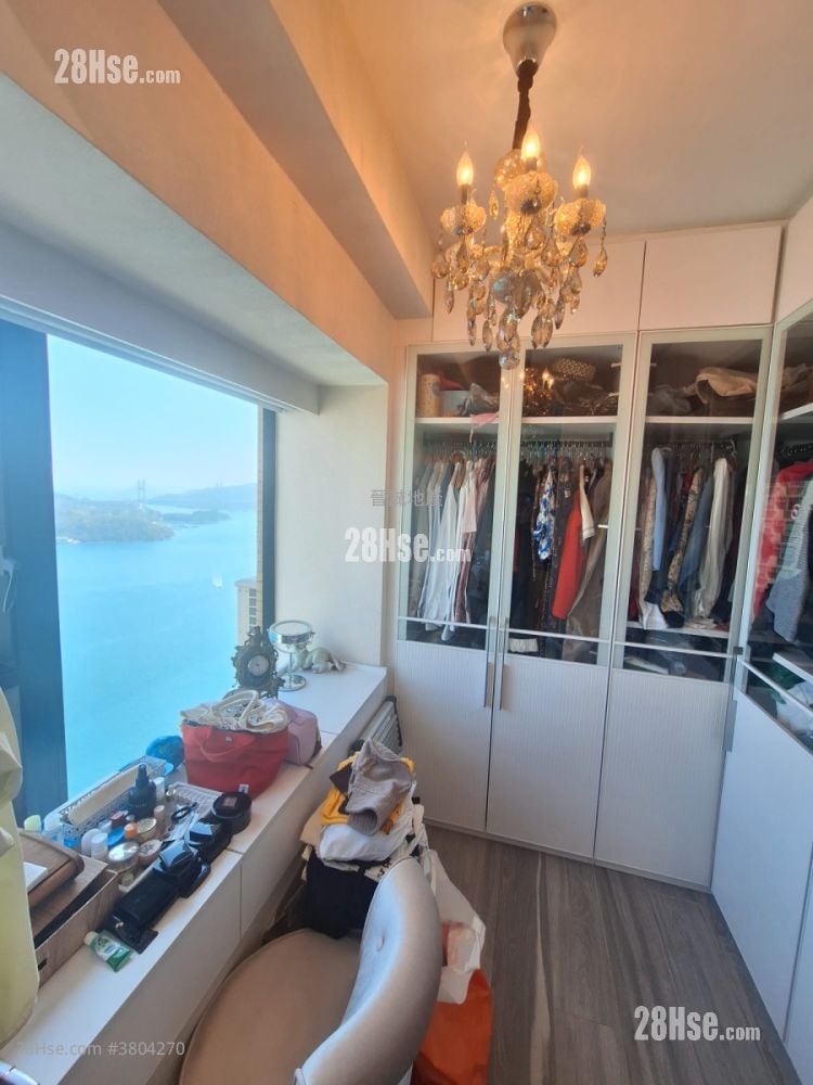 Anglers' Bay Sell 1,160 ft²