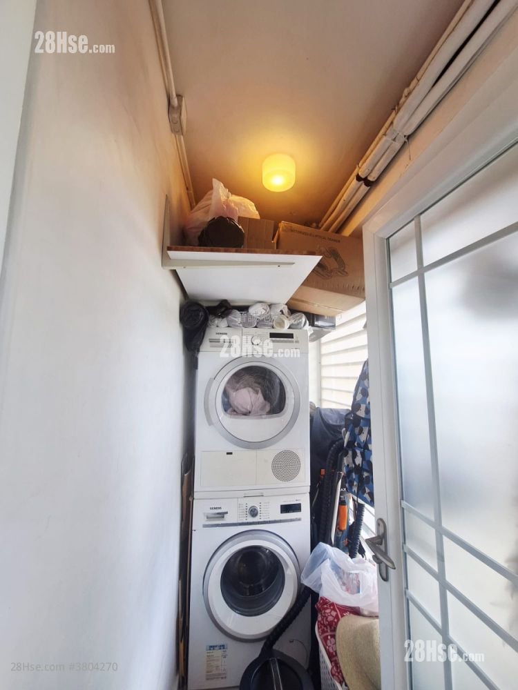 Anglers' Bay Sell 1,160 ft²