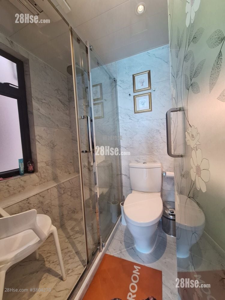 Anglers' Bay Sell 1,160 ft²