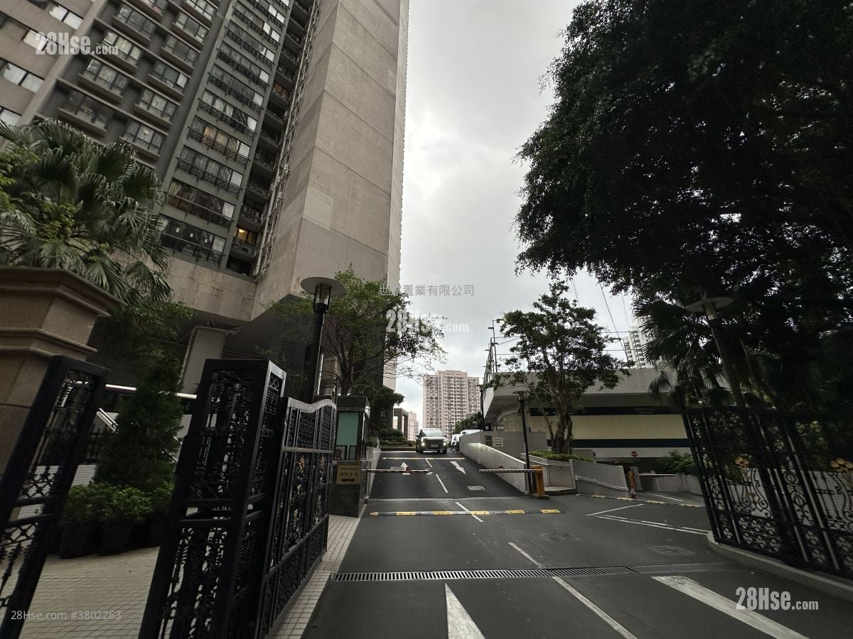 嘉富丽苑 售盘 4 房 , 2 浴室 2,348 平方尺