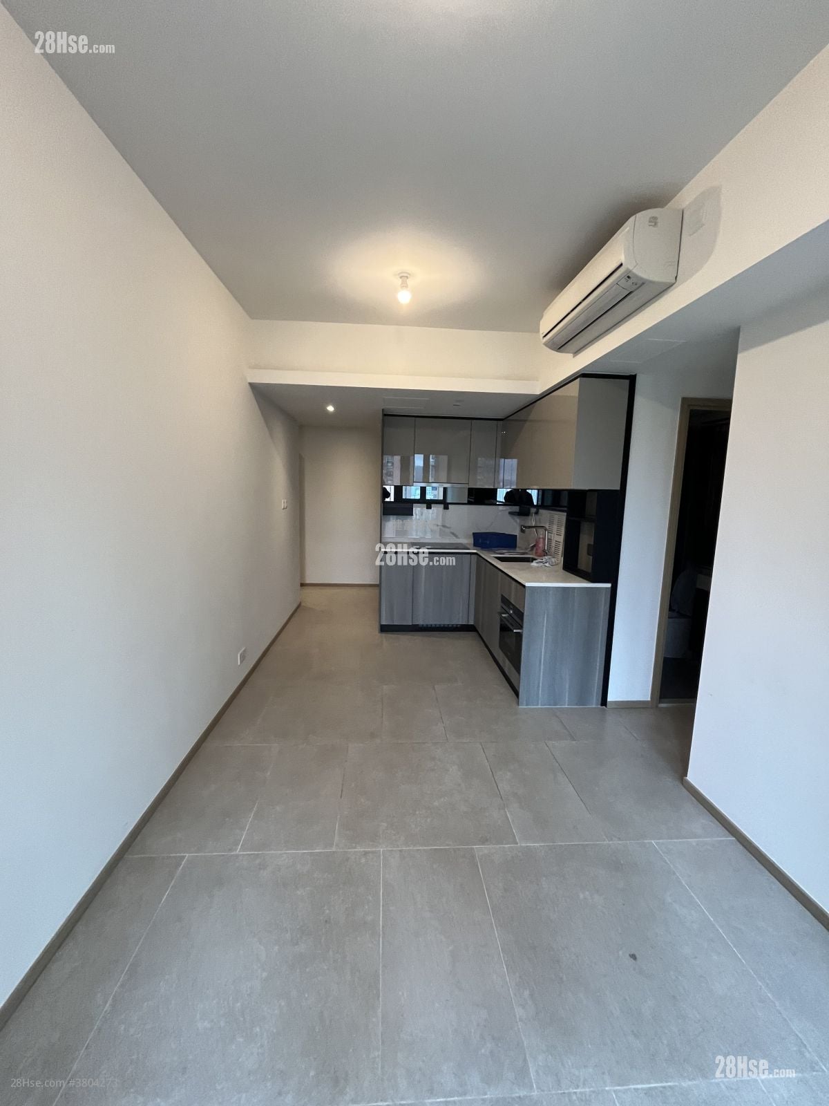 The Yoho Hub Rental 3 Bedrooms , 1 Bathroom 530 ft²