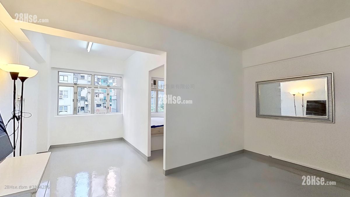living room: 20 Possession Street Rental 1 Bedroom , 1 Bathroom 358 ft²